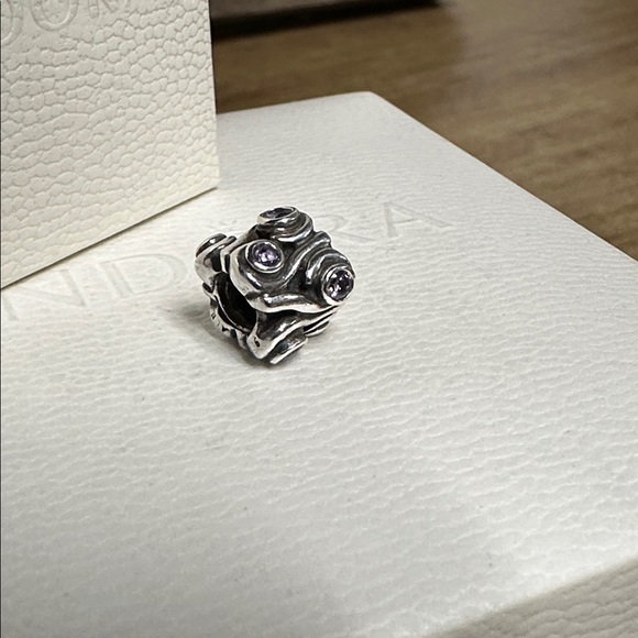 Pandora great shape ocean wave purple cz crystal sterling silver 925 ale charm - Picture 2 of 4